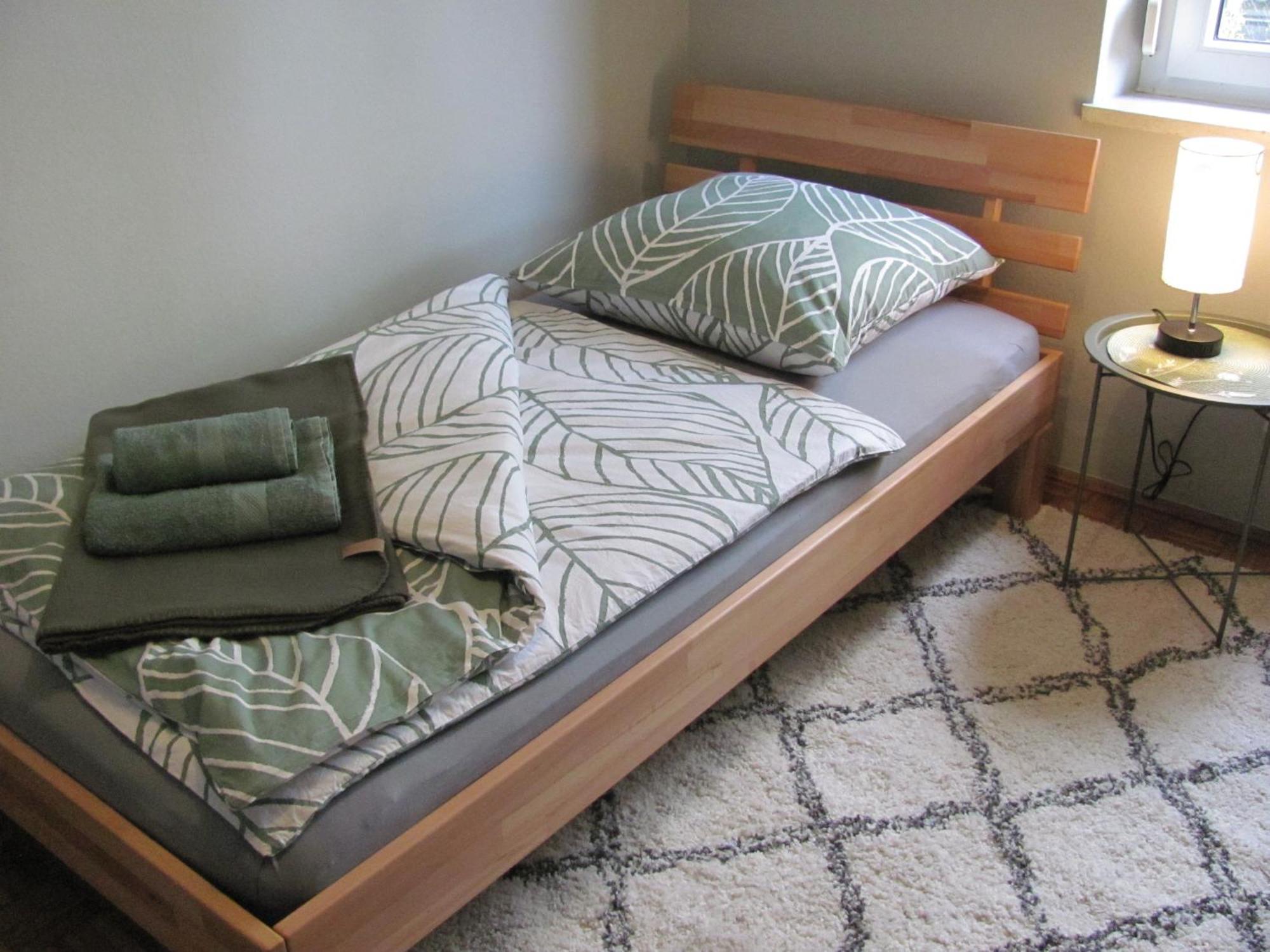 #3 Gemuetliches Ruhiges Zimmer Gartenblick, Gemeinschaftsbad W-Lan Airport Nah Gelegen Mit Late Night Check In Haus Nr 9,5 Trunkelsberg Eksteriør billede