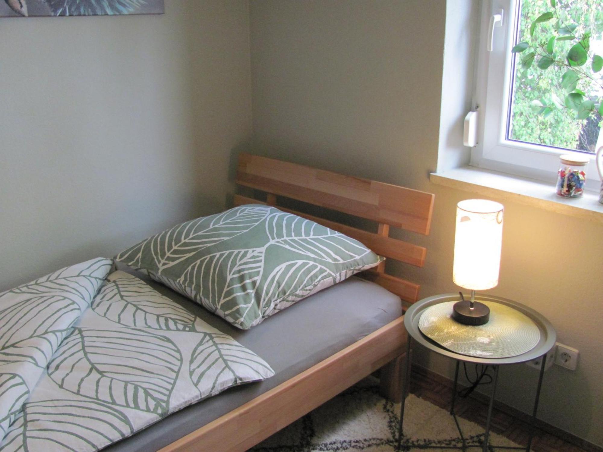 #3 Gemuetliches Ruhiges Zimmer Gartenblick, Gemeinschaftsbad W-Lan Airport Nah Gelegen Mit Late Night Check In Haus Nr 9,5 Trunkelsberg Eksteriør billede